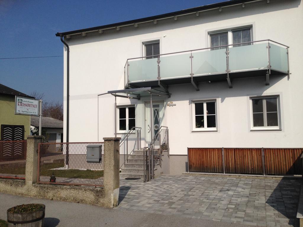 Gastehaus Karassowitsch Apartment Rust Exterior photo